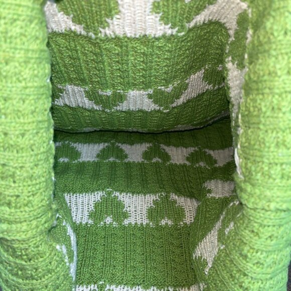 Knitted Green Tote Bag Open Top With White Heart Pattern Size M - Picture 6 of 7